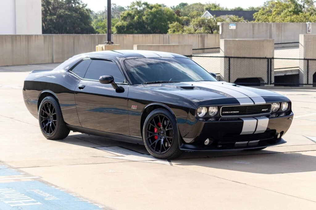 2012 DODGE CHALLENGER SRT8 392
