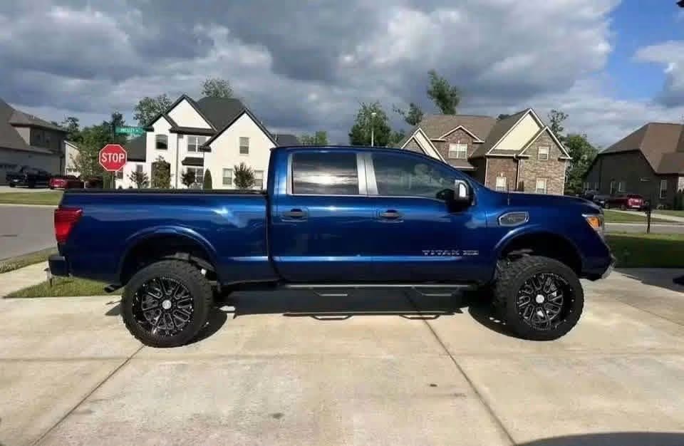 2018 NISSAN TITAN XD $10,000 - Image 7