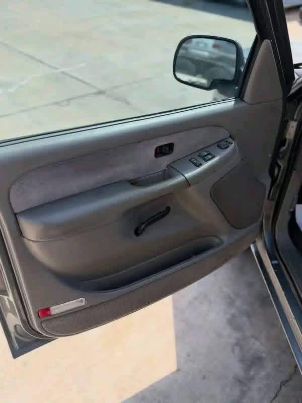 1999 chevy Silverado short bed single cab PRICE $7,500 - Image 5