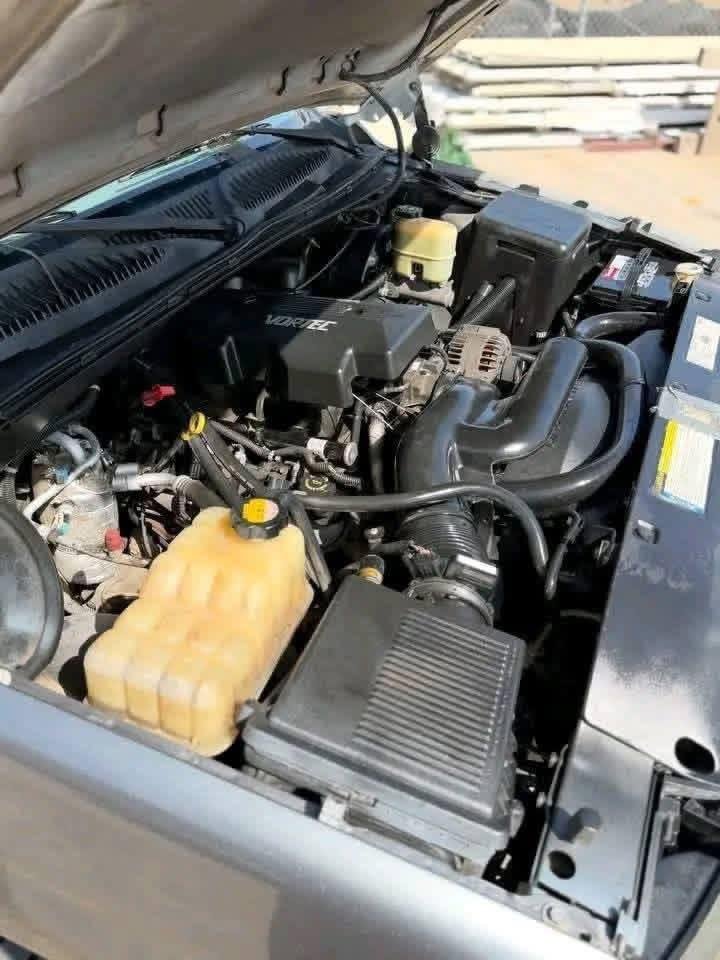 1999 chevy Silverado short bed single cab PRICE $7,500 - Image 7