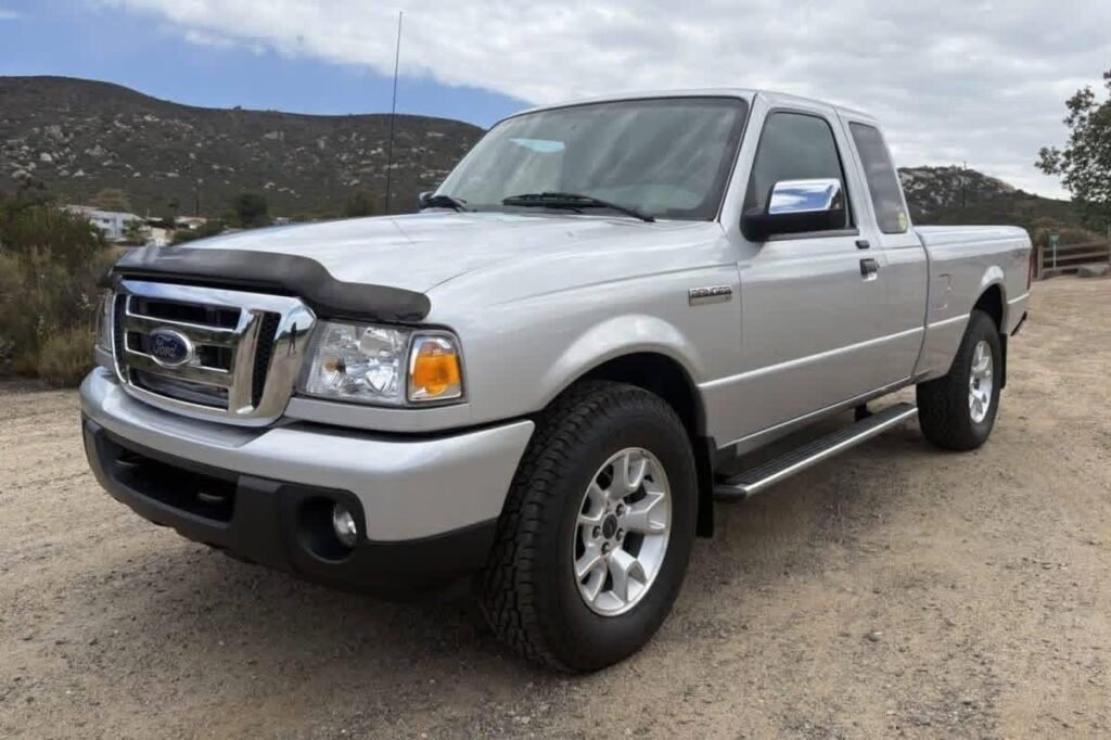 2011 Ford Ranger XLT SuperCab 4×4 PRICE $7,000