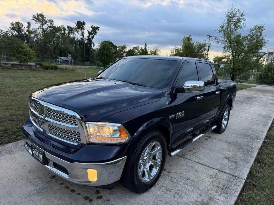 2013 Ram 1500 Laramie 4x4 PRICE 15,000